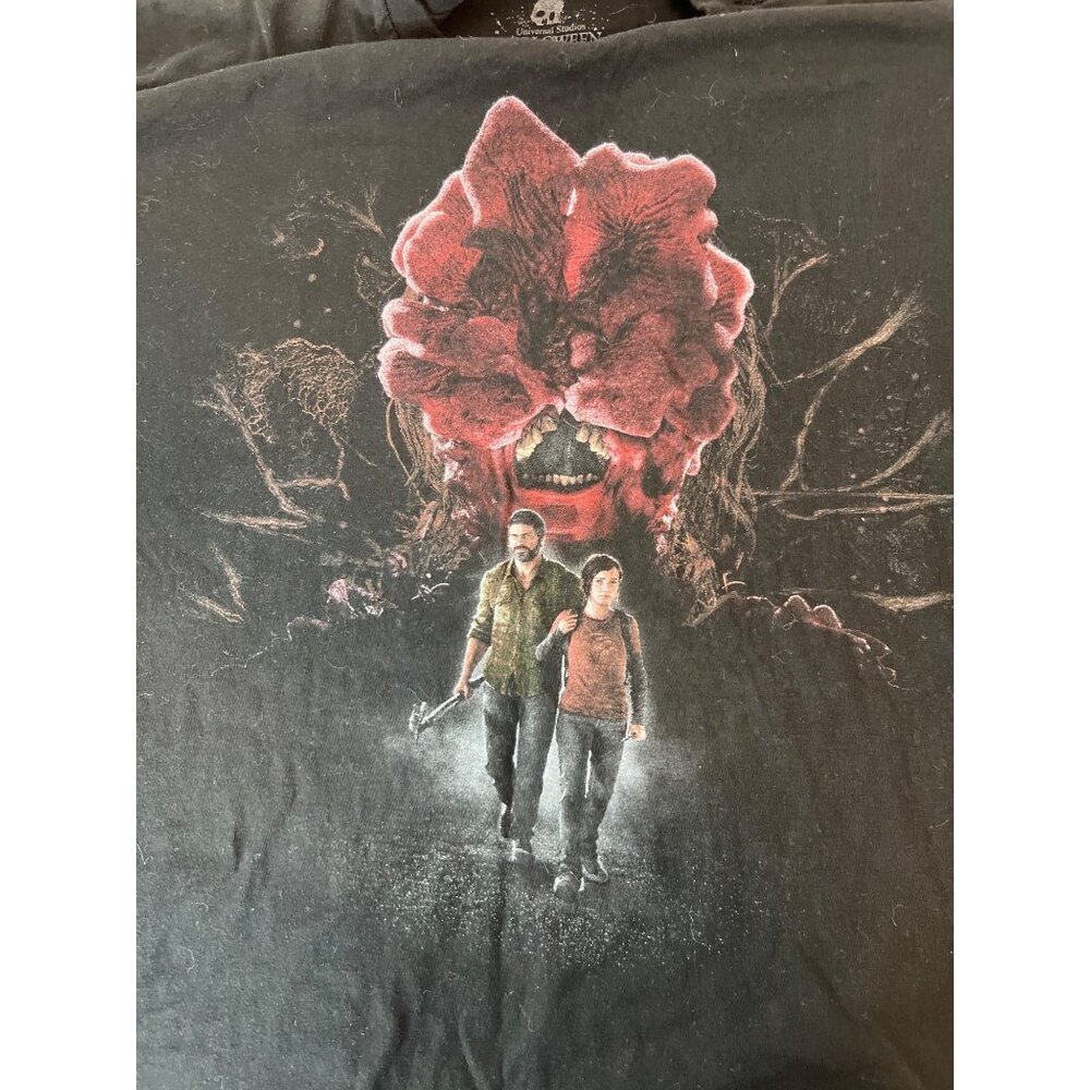 2023 Universal Studios Halloween Horror Nights The Last of Us Shirt 2XL Joel Ell - Picture 5 of 6